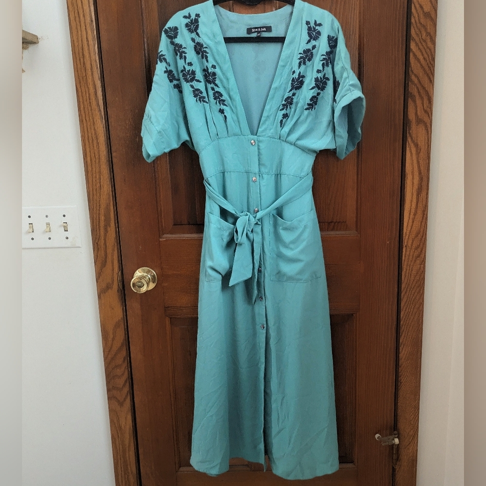 Strut & Bolt Green Sleeved Dress with Embroidery